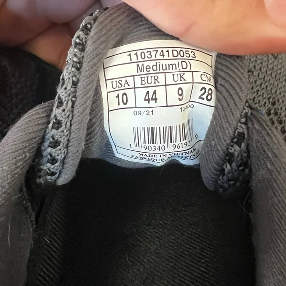 Brooks Men's Athletic Shoes in Gray and Blue - Picture 8 of 8